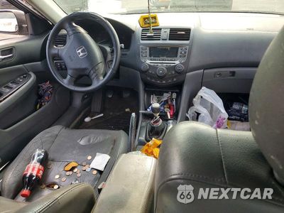 Zdjęcie 8 z 12 samochodu: 2006 HONDA ACCORD EX VIN:1HGCM65536A032874 - miniatura