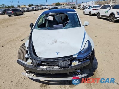 Piąte zdjęcie samochodu w środku: 2023 TESLA MODEL 3 VIN:5YJ3E1EA7PF446843 - miniatura