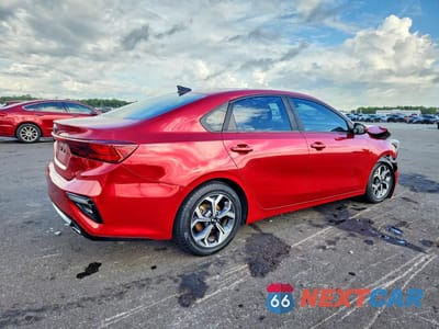 Trzecie zdjęcie samochodu z tyłu: 2019 KIA FORTE LXS VIN:3KPF24AD7KE062941 - miniatura