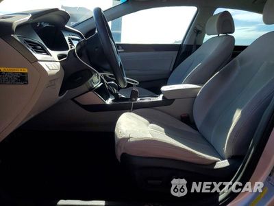 Zdjęcie 7 z 12 samochodu: 2016 HYUNDAI SONATA SPORT VIN:5NPE34AF2GH266706 - miniatura