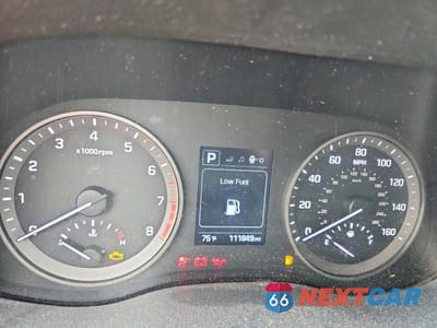 Zdjęcie 9 z 13 samochodu: 2018 HYUNDAI TUCSON SEL VIN:KM8J33A46JU707382 - miniatura
