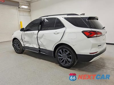 Drugie zdjęcie samochodu z przodu: 2023 CHEVROLET EQUINOX RS VIN:3GNAXWEGXPL255512 - miniatura