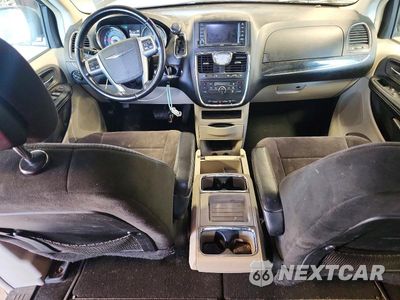 Zdjęcie 8 z 13 samochodu: 2011 CHRYSLER TOWN & COUNTRY TOURING VIN:2A4RR5DG0BR677571 - miniatura