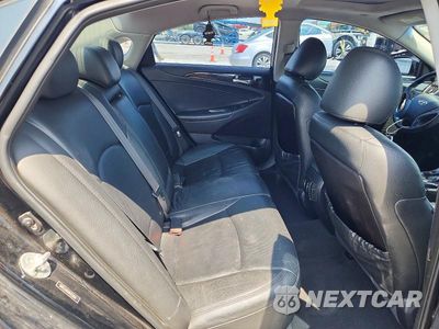 Zdjęcie 10 z 12 samochodu: 2011 HYUNDAI SONATA LIMITED 2.0T VIN:5NPEC4AB1BH212626 - miniatura