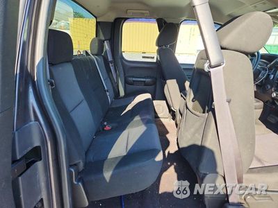Zdjęcie 10 z 12 samochodu: 2011 CHEVROLET SILVERADO K1500 LT VIN:1GCRKSE34BZ130975 - miniatura
