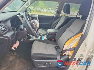 Zdjęcie 7 z 12 samochodu: 2022 TOYOTA 4RUNNER SR5 VIN:JTEMU5JR7N5990005 - miniatura