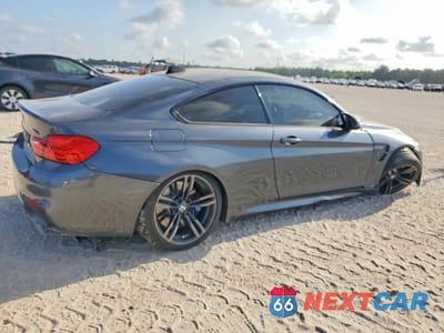 Trzecie zdjęcie samochodu z tyłu: 2015 BMW M4 VIN:WBS3R9C53FK333426 - miniatura