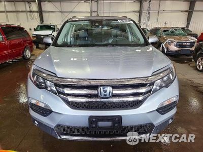 Piąte zdjęcie samochodu w środku: 2018 HONDA PILOT ELITE VIN:5FNYF6H04JB007299 - miniatura