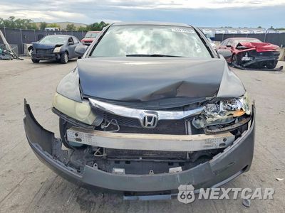 Piąte zdjęcie samochodu w środku: 2010 HONDA CIVIC LX VIN:19XFA1F57AE059135 - miniatura
