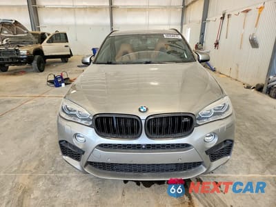 Piąte zdjęcie samochodu w środku: 2018 BMW X5 M VIN:5YMKT6C53J0Y84311 - miniatura