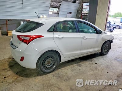 Trzecie zdjęcie samochodu z tyłu: 2016 HYUNDAI ELANTRA GT BASE VIN:KMHD35LH3GU266814 - miniatura