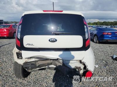 Zdjęcie 6 z 12 samochodu: 2015 KIA SOUL BASE VIN:KNDJN2A21F7813283 - miniatura