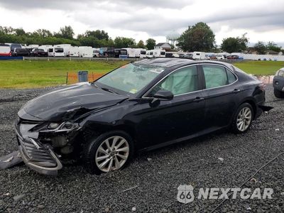 2021 TOYOTA CAMRY LE 4T1C11BK9MU029294 - główne zdjęcie licytacji z USA - miniatura