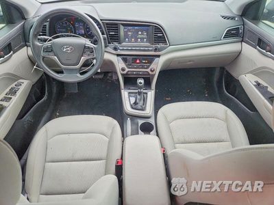 Zdjęcie 8 z 12 samochodu: 2017 HYUNDAI ELANTRA SE VIN:KMHD84LF8HU152223 - miniatura