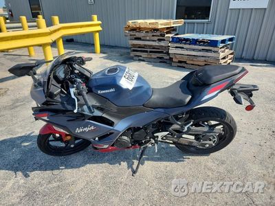 Trzecie zdjęcie samochodu z tyłu: 2026 KAWASAKI EX500 VIN:ML5EXGG12TDA84003 - miniatura
