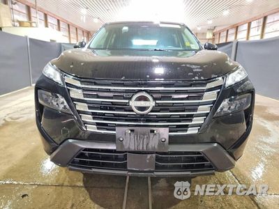Piąte zdjęcie samochodu w środku: 2024 NISSAN ROGUE S VIN:5N1BT3AB7RC692752 - miniatura