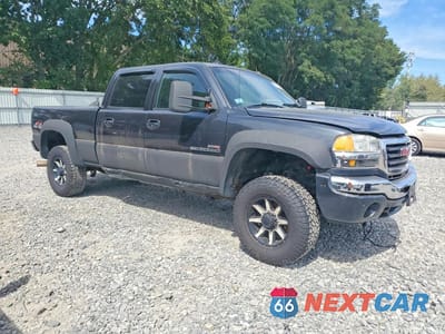 Czwarte zdjęcie samochodu z boku: 2004 GMC SIERRA K2500 HEAVY DUTY VIN:1GTHK23294F213375 - miniatura