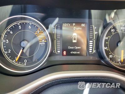 Zdjęcie 9 z 12 samochodu: 2017 JEEP CHEROKEE LATITUDE VIN:1C4PJMCS9HW588697 - miniatura