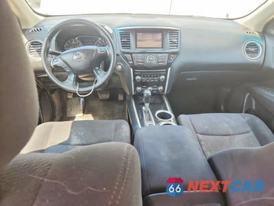 Zdjęcie 8 z 13 samochodu: 2013 NISSAN PATHFINDER S VIN:5N1AR2MM6DC631564 - miniatura