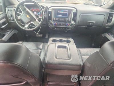 Zdjęcie 8 z 12 samochodu: 2018 CHEVROLET SILVERADO K1500 LT VIN:1GCVKREC0JZ111281 - miniatura