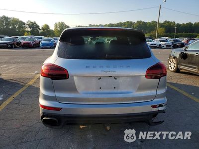 Zdjęcie 6 z 13 samochodu: 2016 PORSCHE CAYENNE VIN:WP1AA2A2XGKA14109 - miniatura