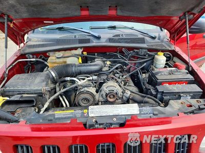 Zdjęcie 12 z 13 samochodu: 2006 JEEP LIBERTY RENEGADE VIN:1J4GL38K16W180912 - miniatura