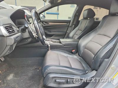 Zdjęcie 7 z 12 samochodu: 2018 HONDA ACCORD SPORT VIN:1HGCV1F31JA102507 - miniatura
