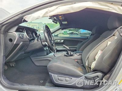 Zdjęcie 7 z 13 samochodu: 2019 FORD MUSTANG GT VIN:1FA6P8CF7K5163339 - miniatura