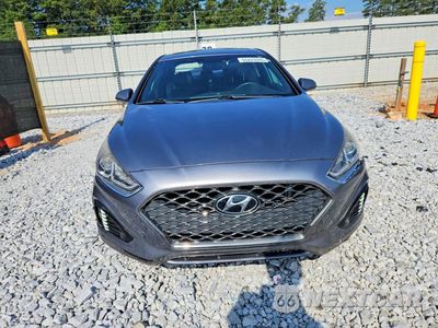 Piąte zdjęcie samochodu w środku: 2018 HYUNDAI SONATA SPORT VIN:5NPE34AF9JH624469 - miniatura