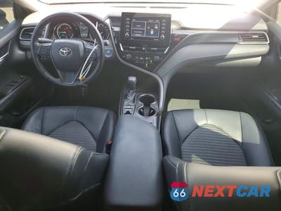 Zdjęcie 8 z 12 samochodu: 2023 TOYOTA CAMRY HYBRID SE VIN:4T1G31AK5PU615928 - miniatura
