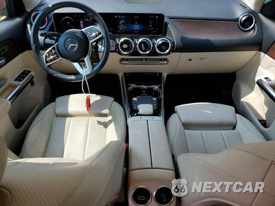 Zdjęcie 8 z 12 samochodu: 2021 MERCEDES-BENZ GLA 250 4MATIC VIN:W1N4N4HB6MJ263716 - miniatura