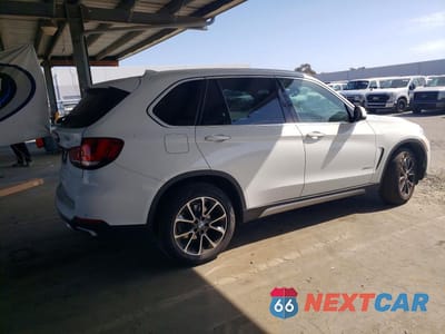 Trzecie zdjęcie samochodu z tyłu: 2018 BMW X5 XDRIVE35I VIN:5UXKR0C54J0X91476 - miniatura