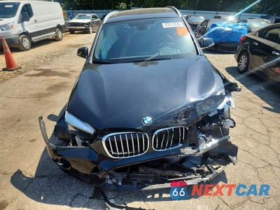 Piąte zdjęcie samochodu w środku: 2017 BMW X1 XDRIVE28I VIN:WBXHT3C31H5F74886 - miniatura