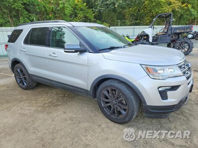 Czwarte zdjęcie samochodu z boku: 2019 FORD EXPLORER XLT VIN:1FM5K7D88KGB34480 - miniatura