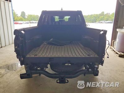 Zdjęcie 6 z 12 samochodu: 2024 TOYOTA TACOMA SR5 VIN:3TYLB5JN6RT041746 - miniatura
