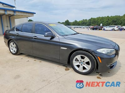 Czwarte zdjęcie samochodu z boku: 2012 BMW 528 I VIN:WBAXG5C57CDX06410 - miniatura