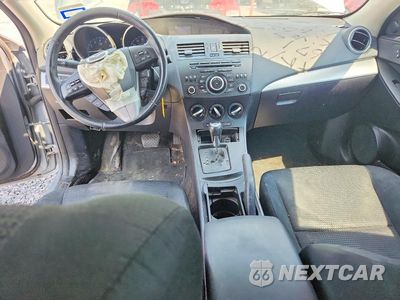 Zdjęcie 8 z 13 samochodu: 2012 MAZDA 3 I VIN:JM1BL1V79C1560352 - miniatura