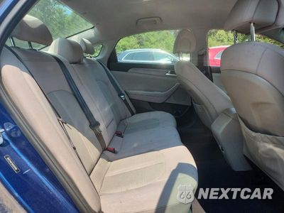Zdjęcie 10 z 12 samochodu: 2017 HYUNDAI SONATA SE VIN:5NPE24AF2HH515199 - miniatura