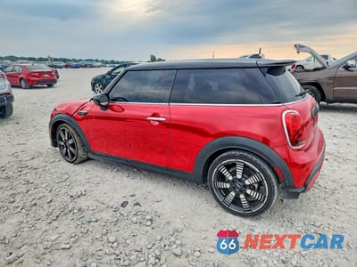 Drugie zdjęcie samochodu z przodu: 2023 MINI COOPER S VIN:WMW53DH06P2T89022 - miniatura