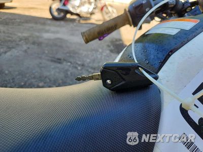 Zdjęcie 8 z 9 samochodu: 2020 HONDA GROM 125 VIN:MLHJC751XL5201415 - miniatura