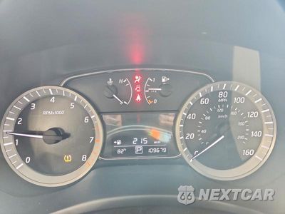 Zdjęcie 9 z 13 samochodu: 2014 NISSAN SENTRA SR VIN:3N1AB7AP7EY255487 - miniatura