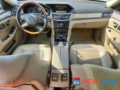 Zdjęcie 8 z 12 samochodu: 2011 MERCEDES-BENZ E 350 4MATIC VIN:WDDHF8HB7BA414966 - miniatura