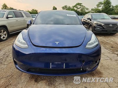 Piąte zdjęcie samochodu w środku: 2023 TESLA MODEL Y VIN:7SAYGDEE5PF610503 - miniatura