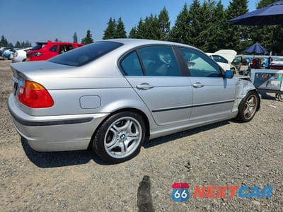 Trzecie zdjęcie samochodu z tyłu: 2001 BMW 330 I VIN:WBAAV53411FJ64628 - miniatura