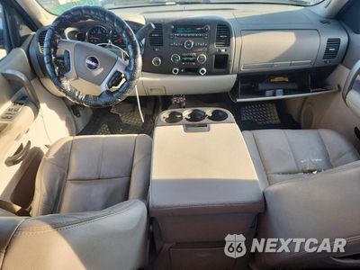 Zdjęcie 8 z 12 samochodu: 2009 GMC SIERRA K1500 SLE VIN:1GTEK29J99Z165979 - miniatura