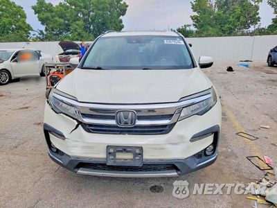Piąte zdjęcie samochodu w środku: 2019 HONDA PILOT TOURING VIN:5FNYF6H94KB034552 - miniatura