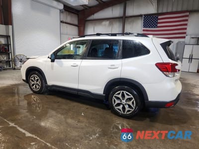 Drugie zdjęcie samochodu z przodu: 2021 SUBARU FORESTER PREMIUM VIN:JF2SKAJC2MH589000 - miniatura