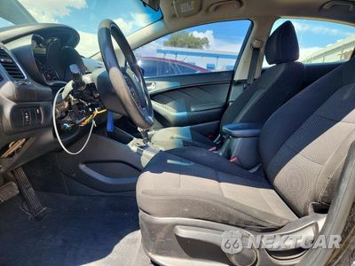 Zdjęcie 7 z 13 samochodu: 2018 KIA FORTE LX VIN:3KPFK4A76JE279938 - miniatura