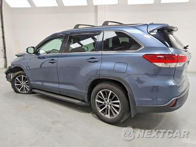 Drugie zdjęcie samochodu z przodu: 2019 TOYOTA HIGHLANDER XLE VIN:5TDJZRFH7KS936466 - miniatura