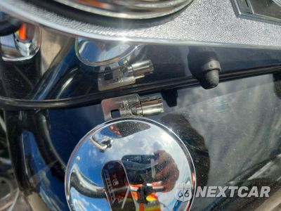 Zdjęcie 8 z 9 samochodu: 2004 HARLEY-DAVIDSON FLSTCI VIN:1HD1BWB1X4Y039739 - miniatura